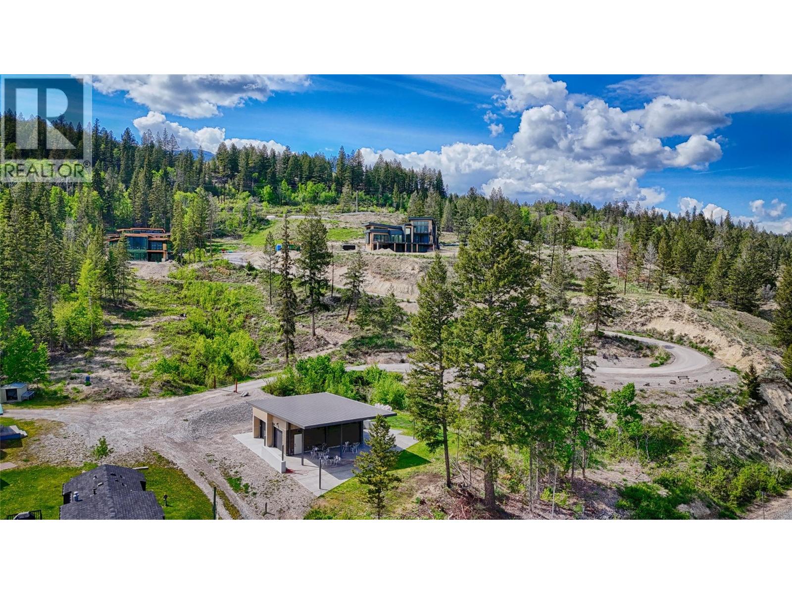 #4 6200 COLUMBIA LAKE Road - 83