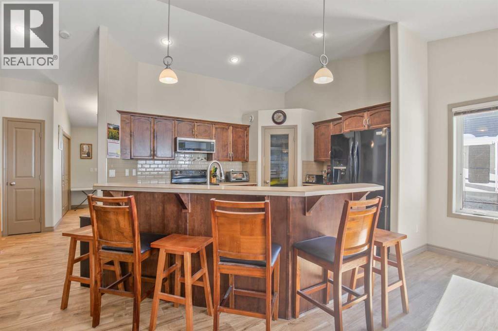 5543 52 Avenue Close, Innisfail