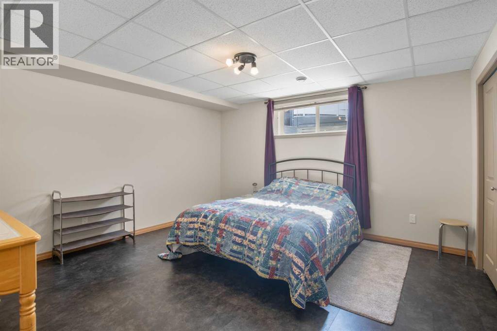 5543 52 Avenue Close, Innisfail