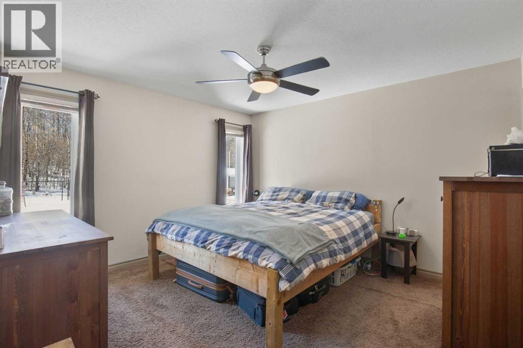 5543 52 Avenue Close, Innisfail