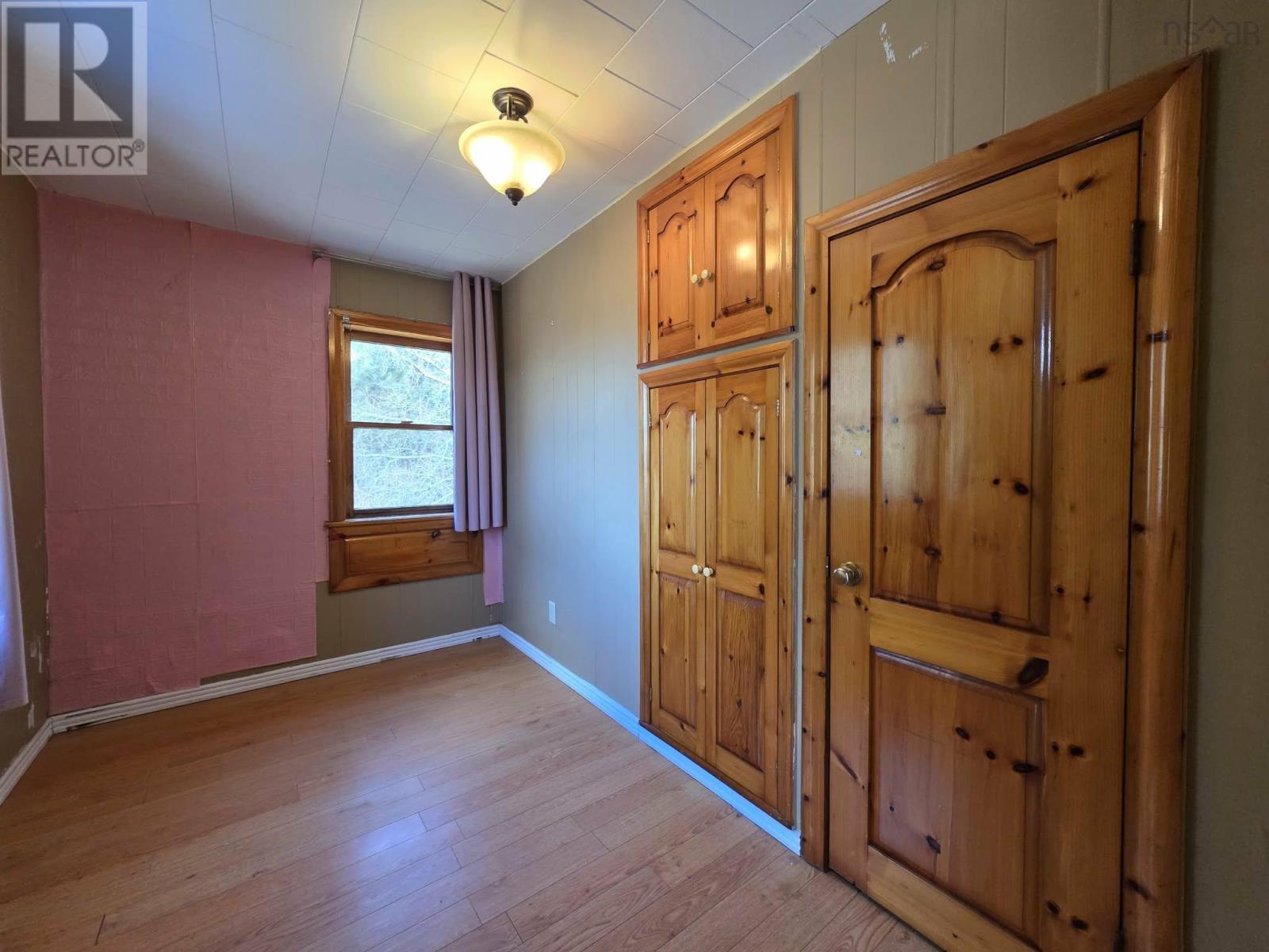 Property 23 of 30 of 15013 6 Highway