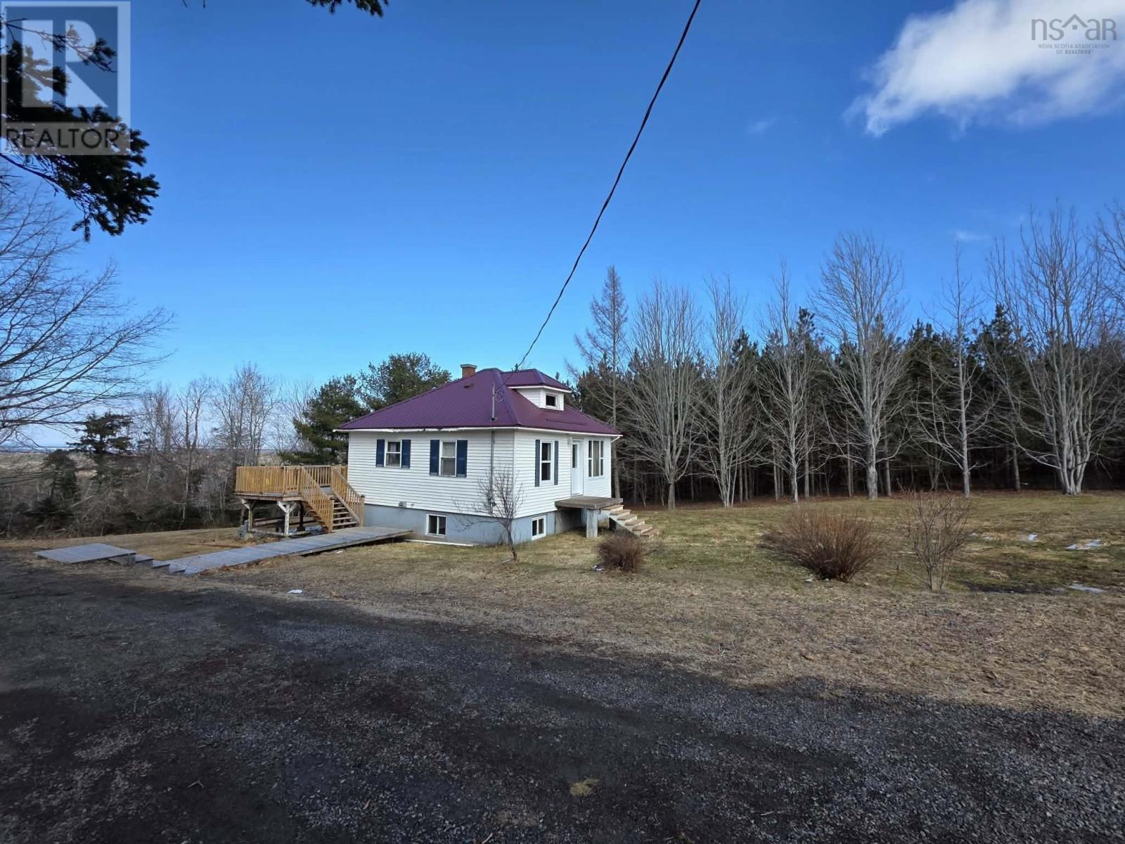 Property 3 of 30 of 15013 6 Highway