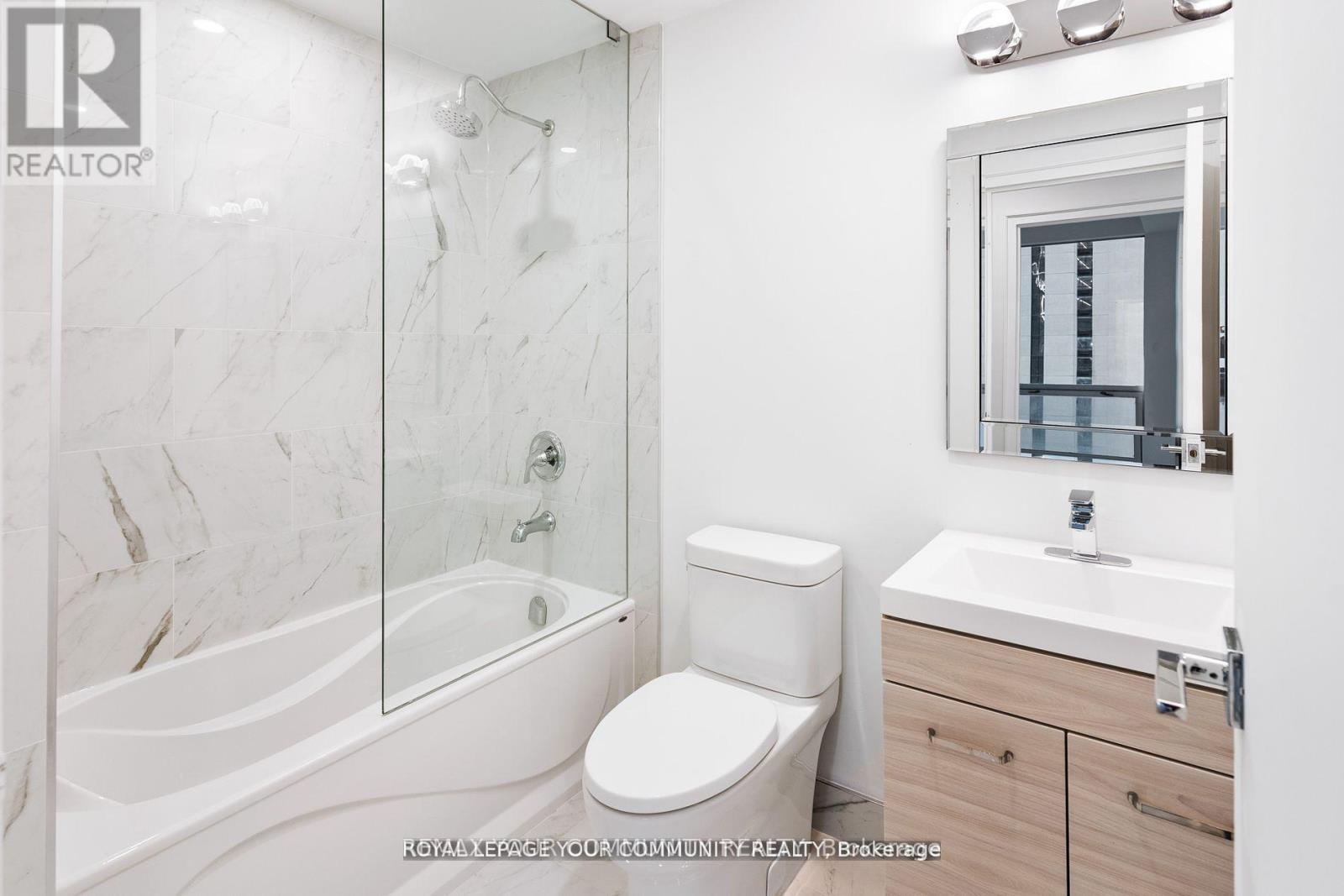 #2402 10 QUEENS QUAY W - 14
