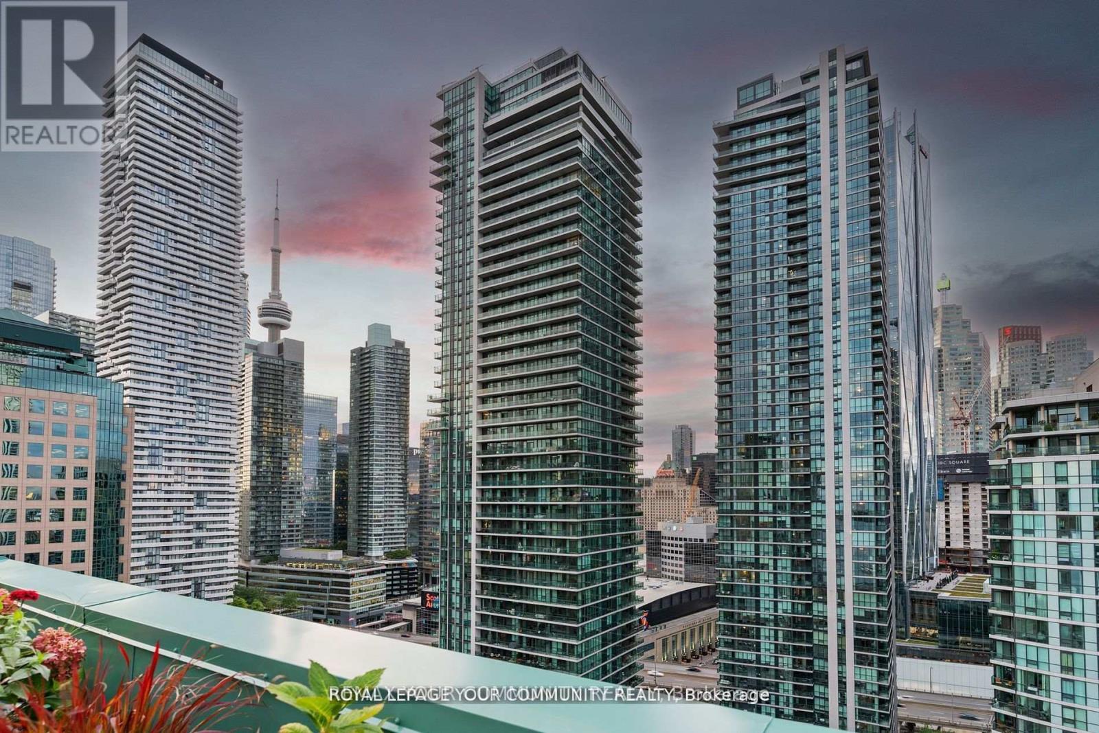 #2402 10 QUEENS QUAY W - 28