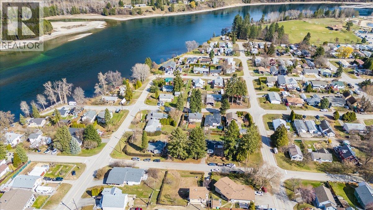 LOT 1 6TH Avenue, Castlegar