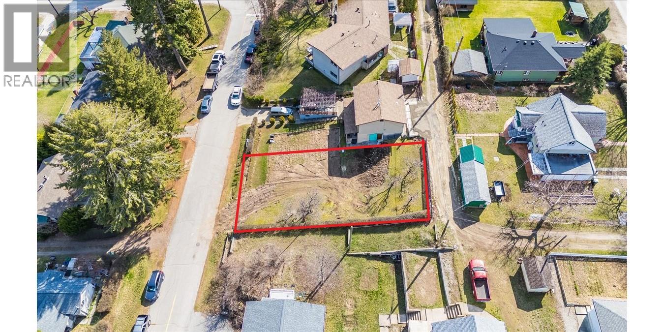 LOT 1 6TH Avenue, Castlegar