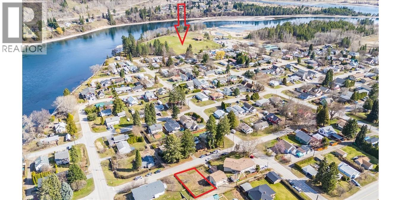 LOT 1 6TH Avenue, Castlegar