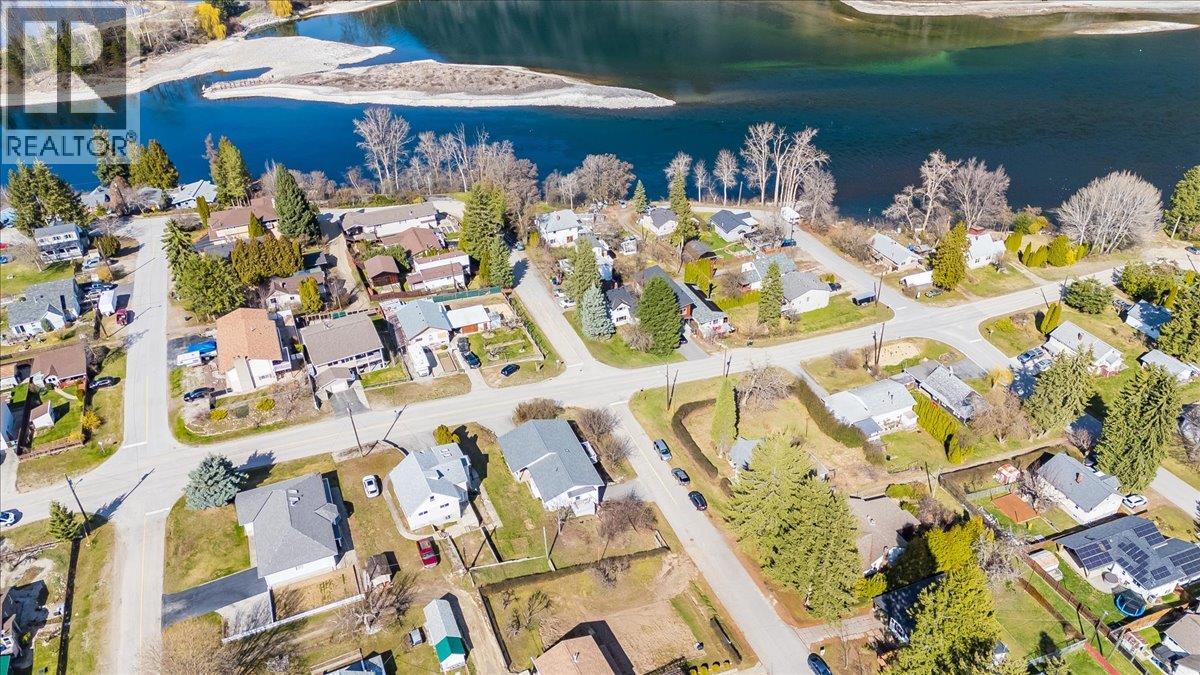 LOT 1 6TH Avenue, Castlegar