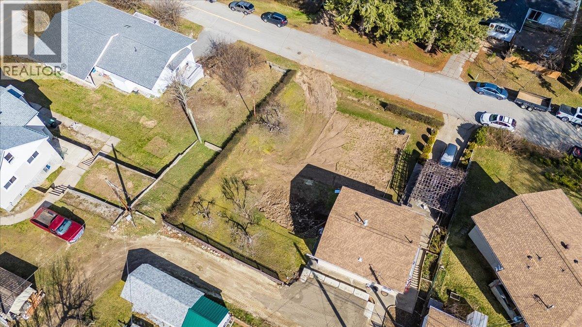 LOT 1 6TH Avenue, Castlegar