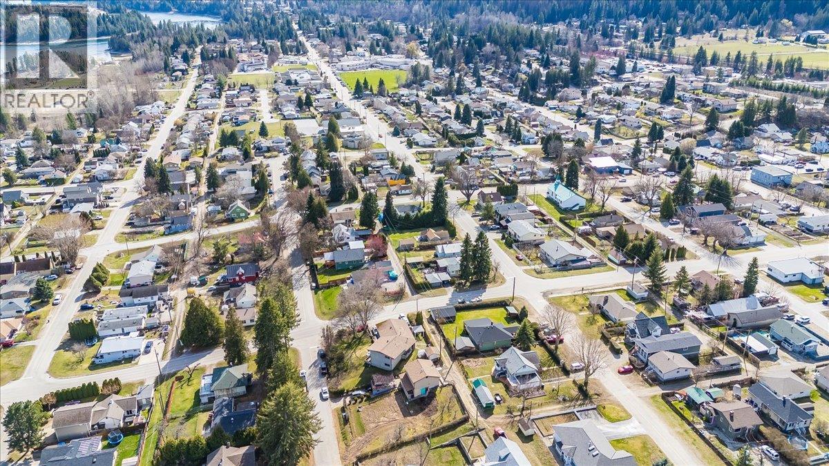 LOT 1 6TH Avenue, Castlegar