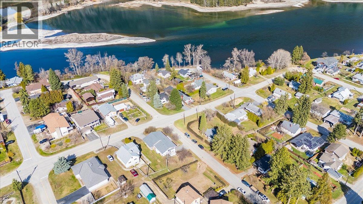 LOT 1 6TH Avenue, Castlegar