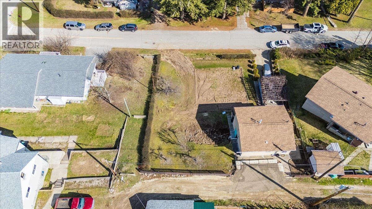 LOT 1 6TH Avenue, Castlegar