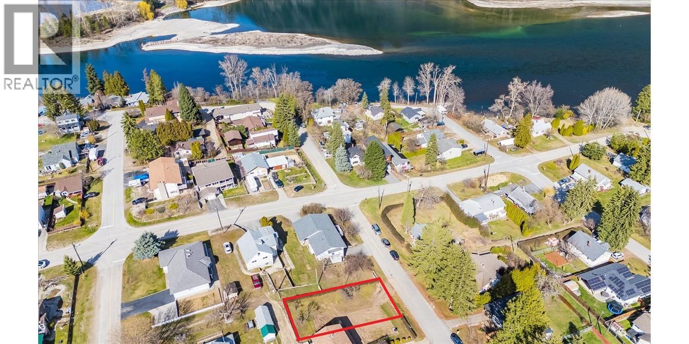 LOT 1 6TH Avenue, Castlegar