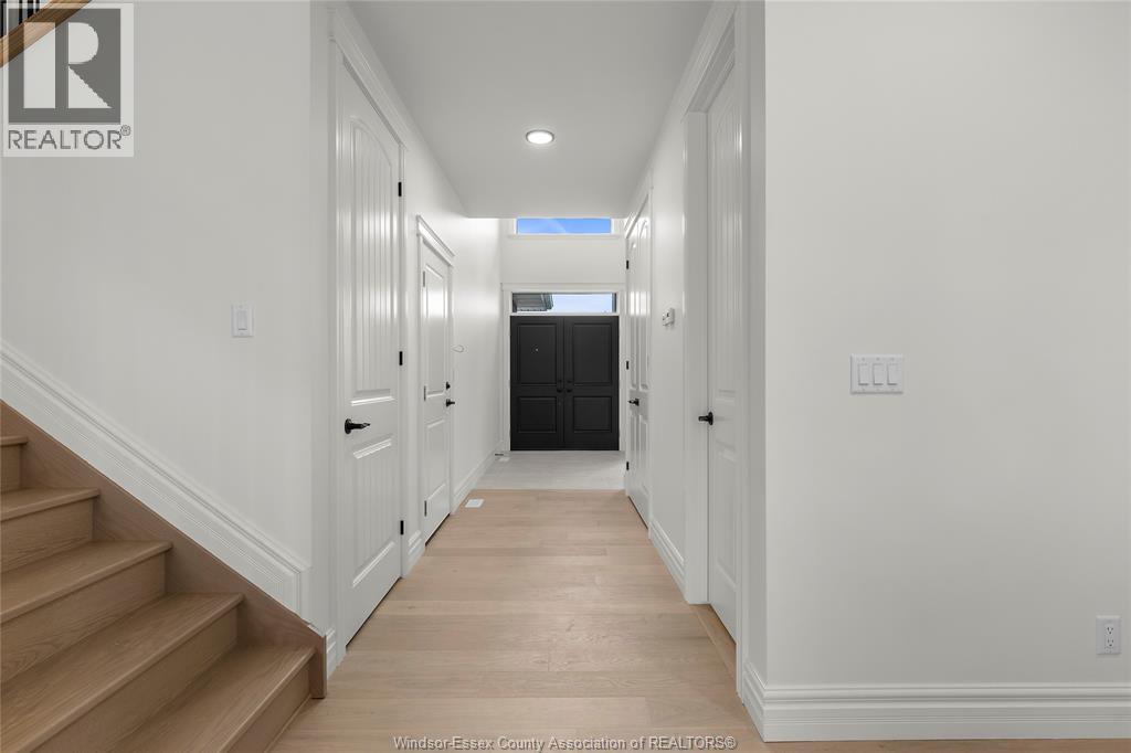 460 MARLA CRESCENT - 3