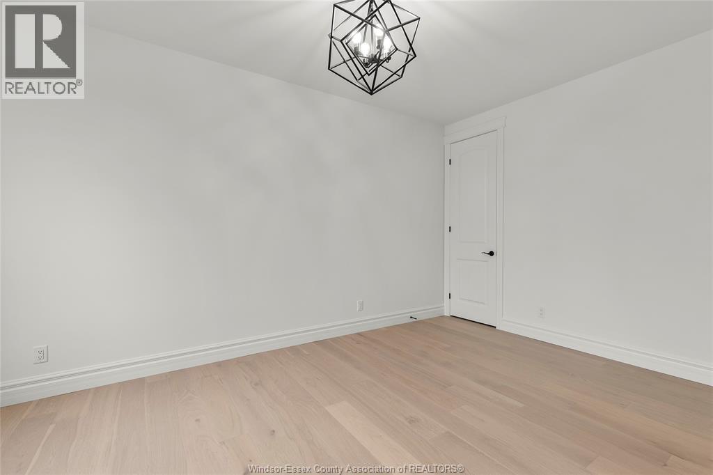 460 MARLA CRESCENT - 5
