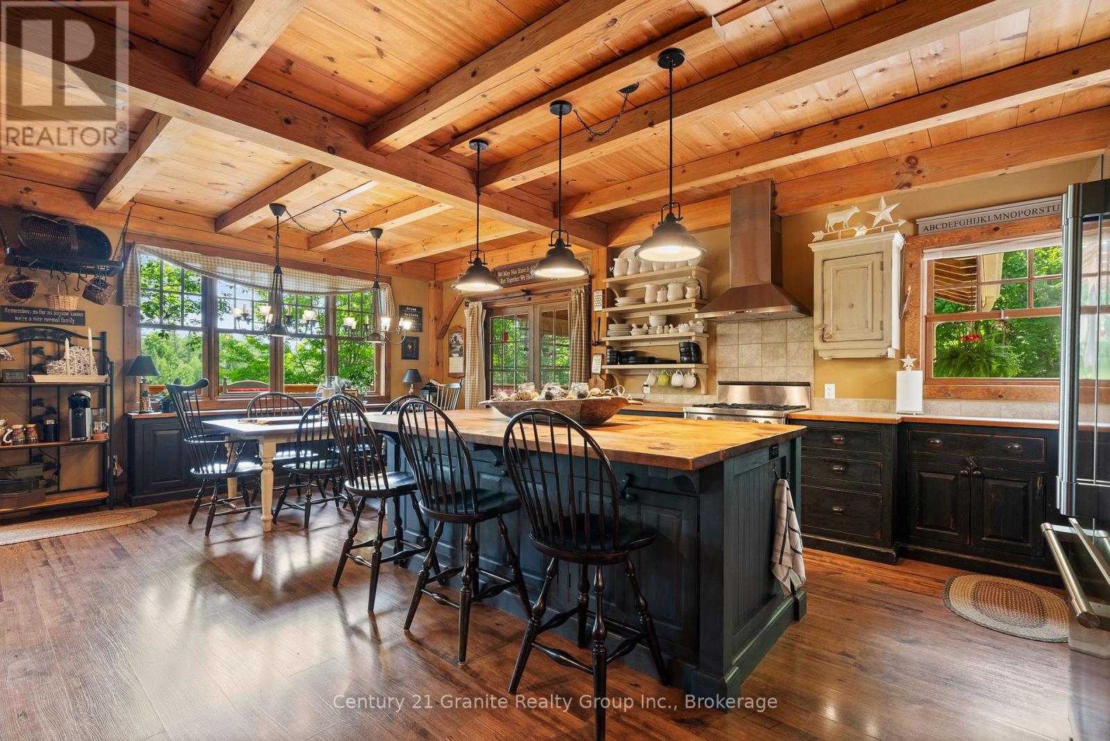 Single Family House Bungalow for Sale in  ROTUNDA DRIVE Highlands East (Glamorgan) 