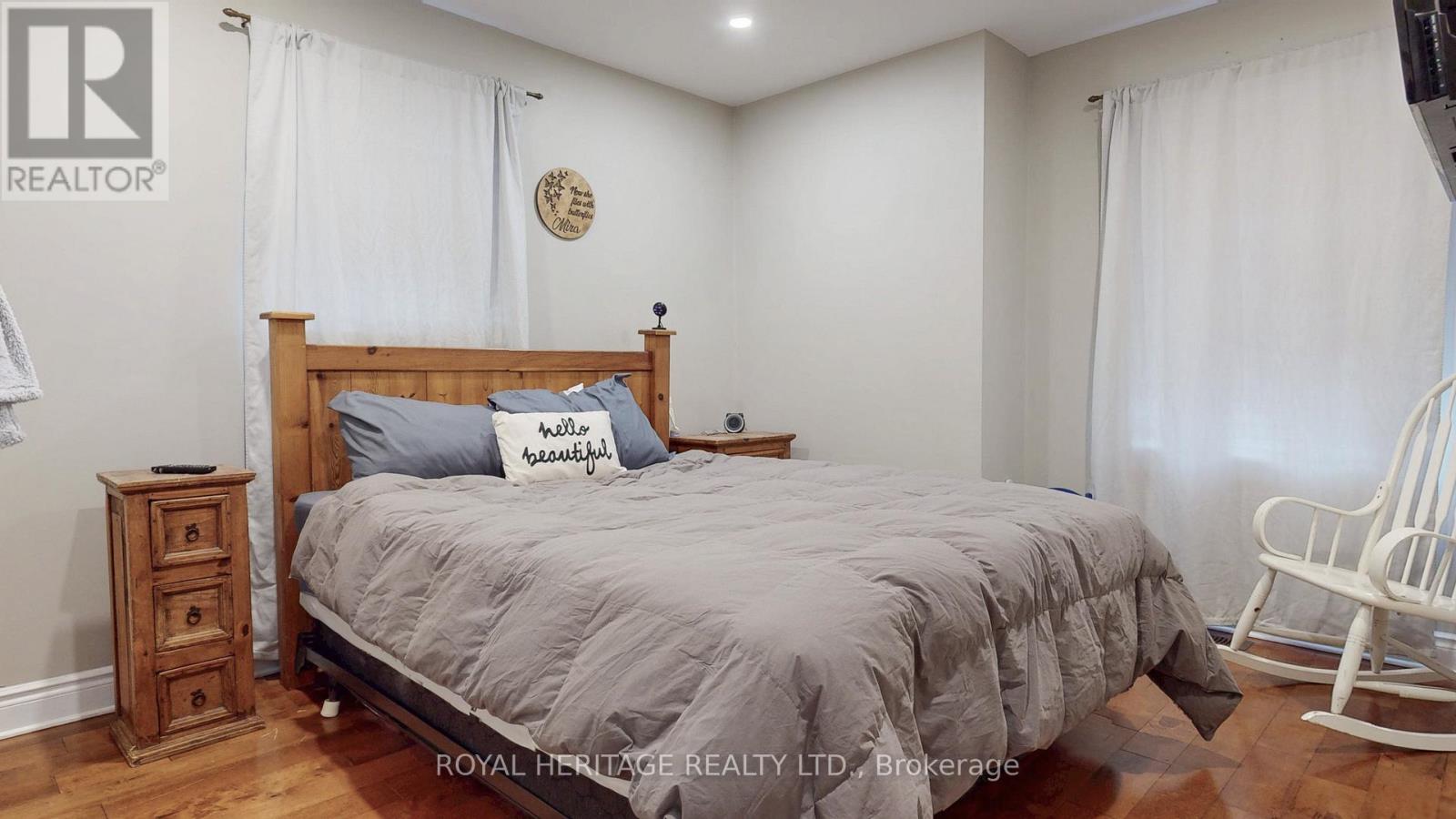 100 CROMWELL AVENUE - 17