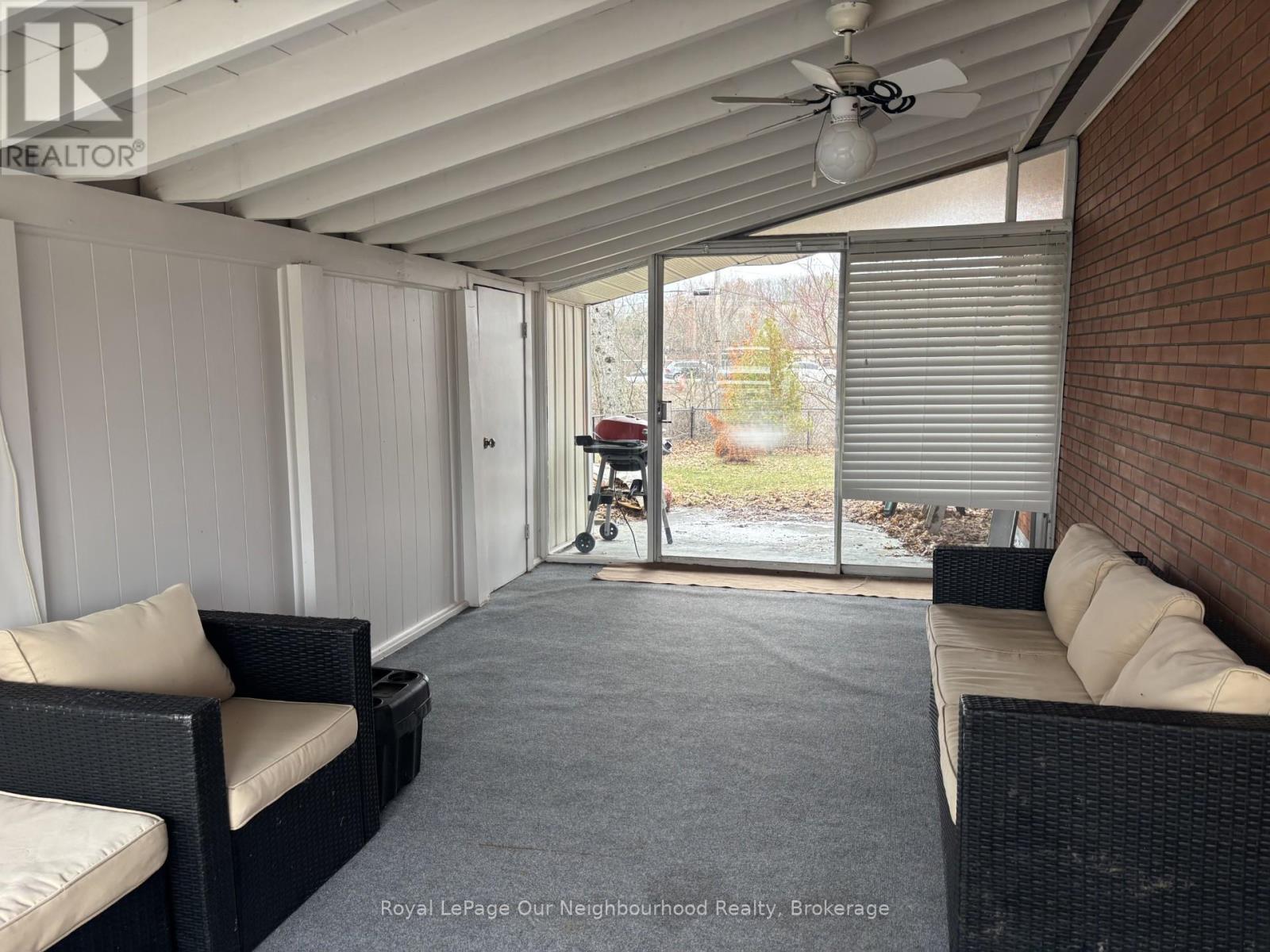 66 SIDNEY CRESCENT - 21