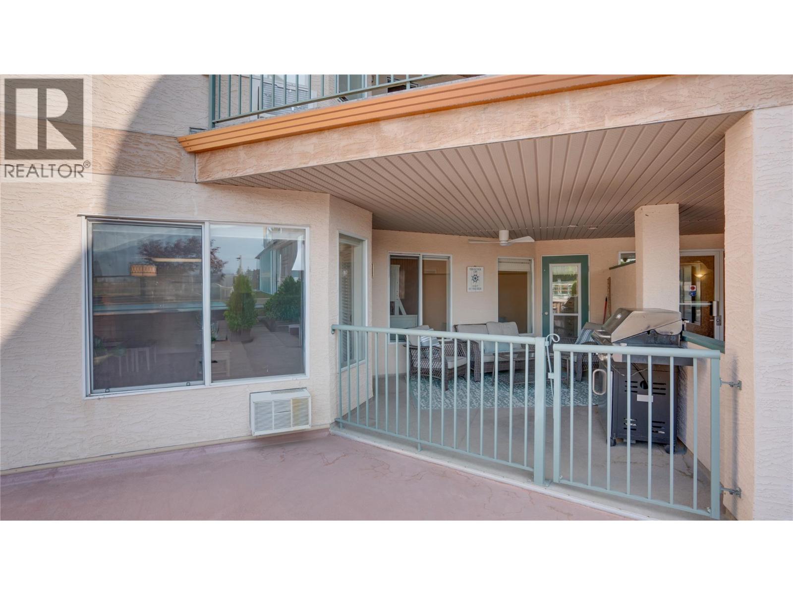 1002 Riverside Avenue Unit# 111, Sicamous