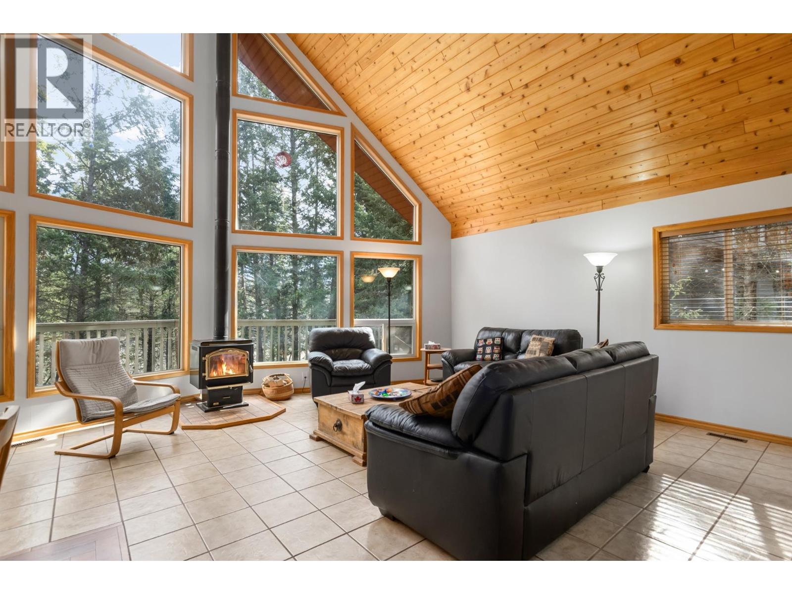 4943 Timber Way - 2