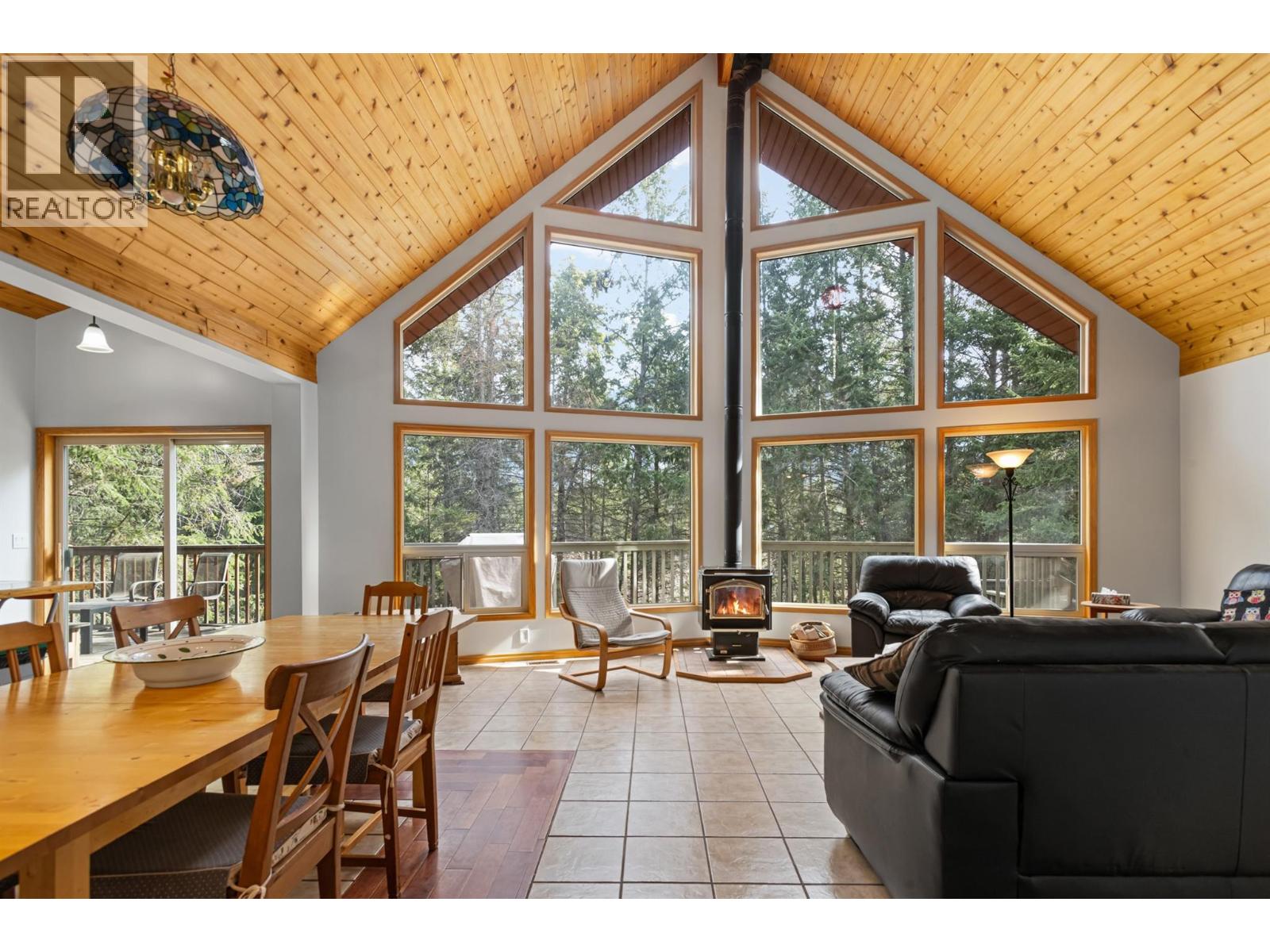 4943 Timber Way - 3