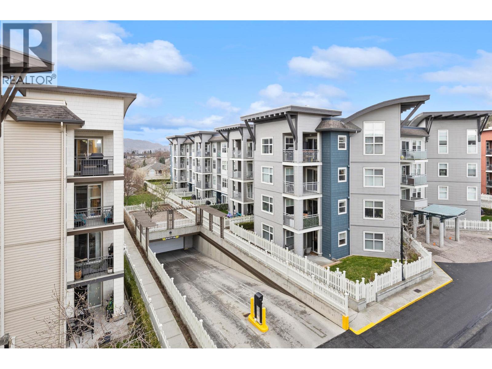 #403 571 YATES ROAD - 25