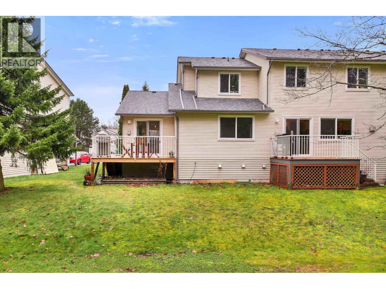 14 39920 GOVERNMENT ROAD, Squamish