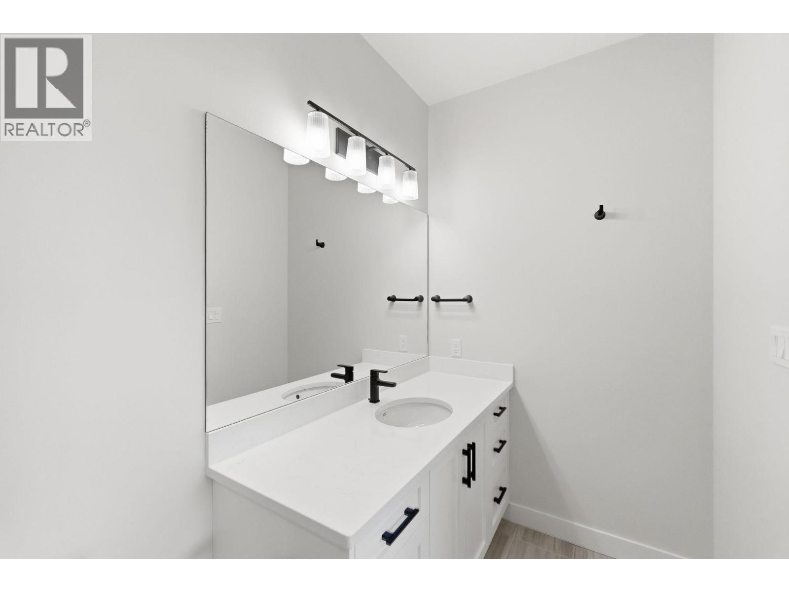 6 WOOD DUCK Way, Osoyoos