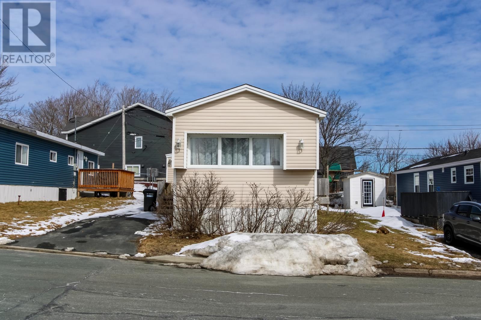 3 Meadowbrook Park Road