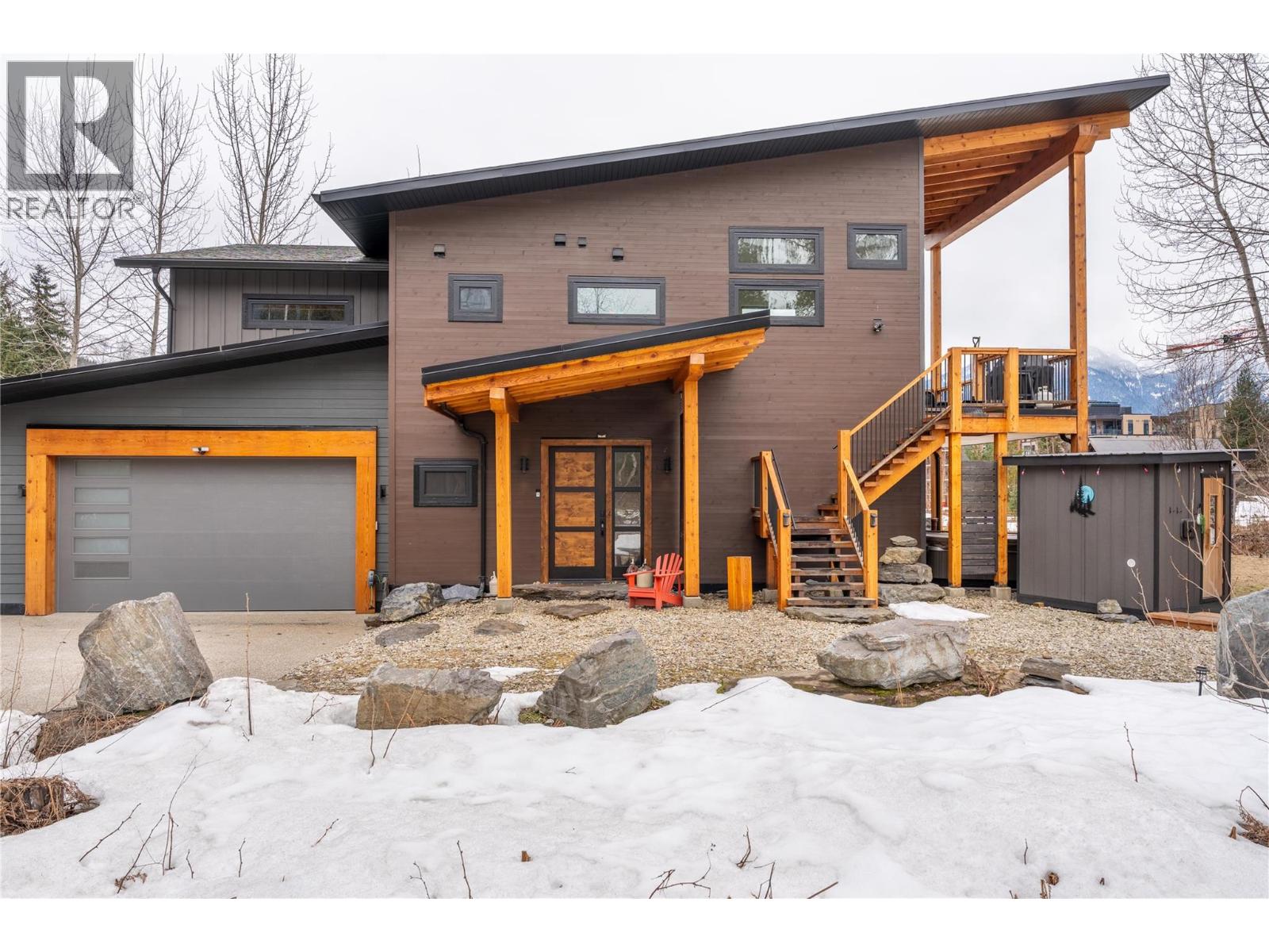 1849 Hay Road, Revelstoke