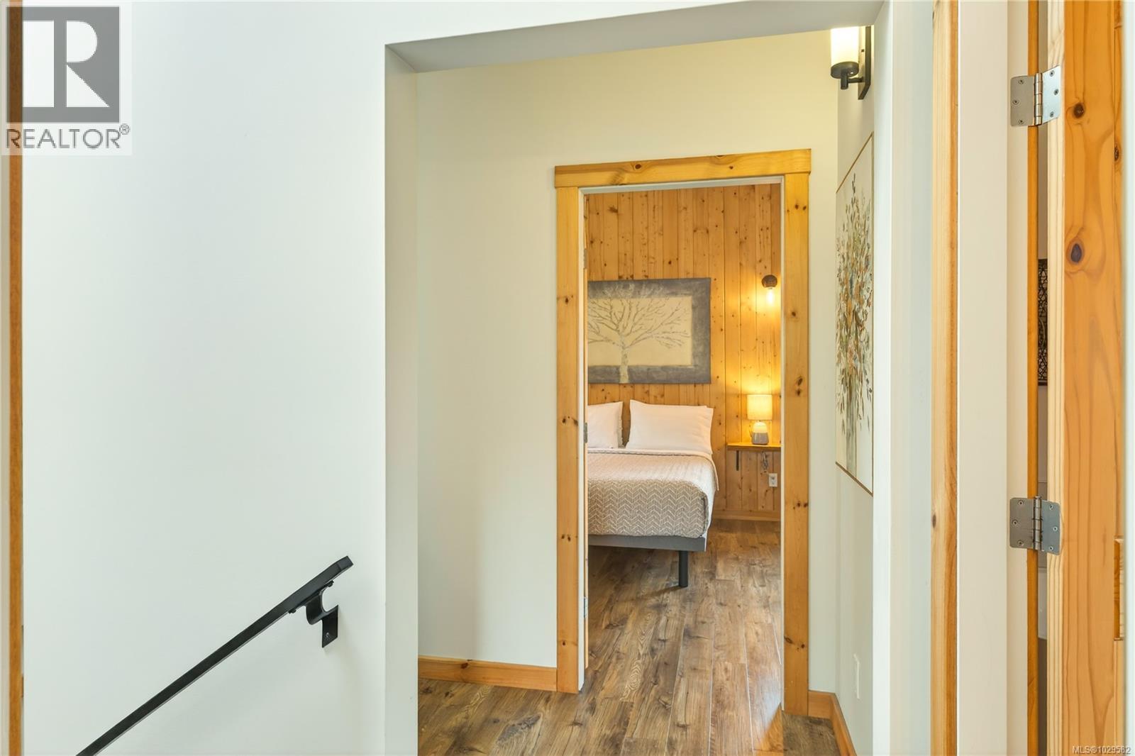 258 & 266 Boardwalk Blvd, Ucluelet