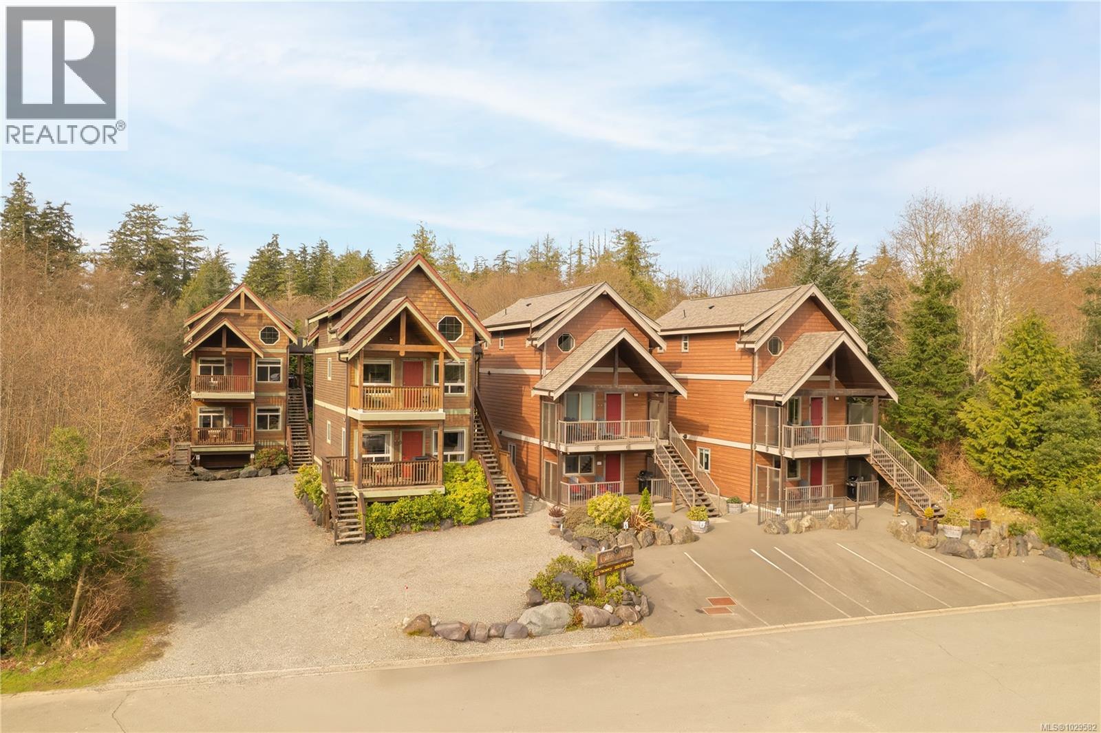 258 & 266 Boardwalk Blvd, Ucluelet