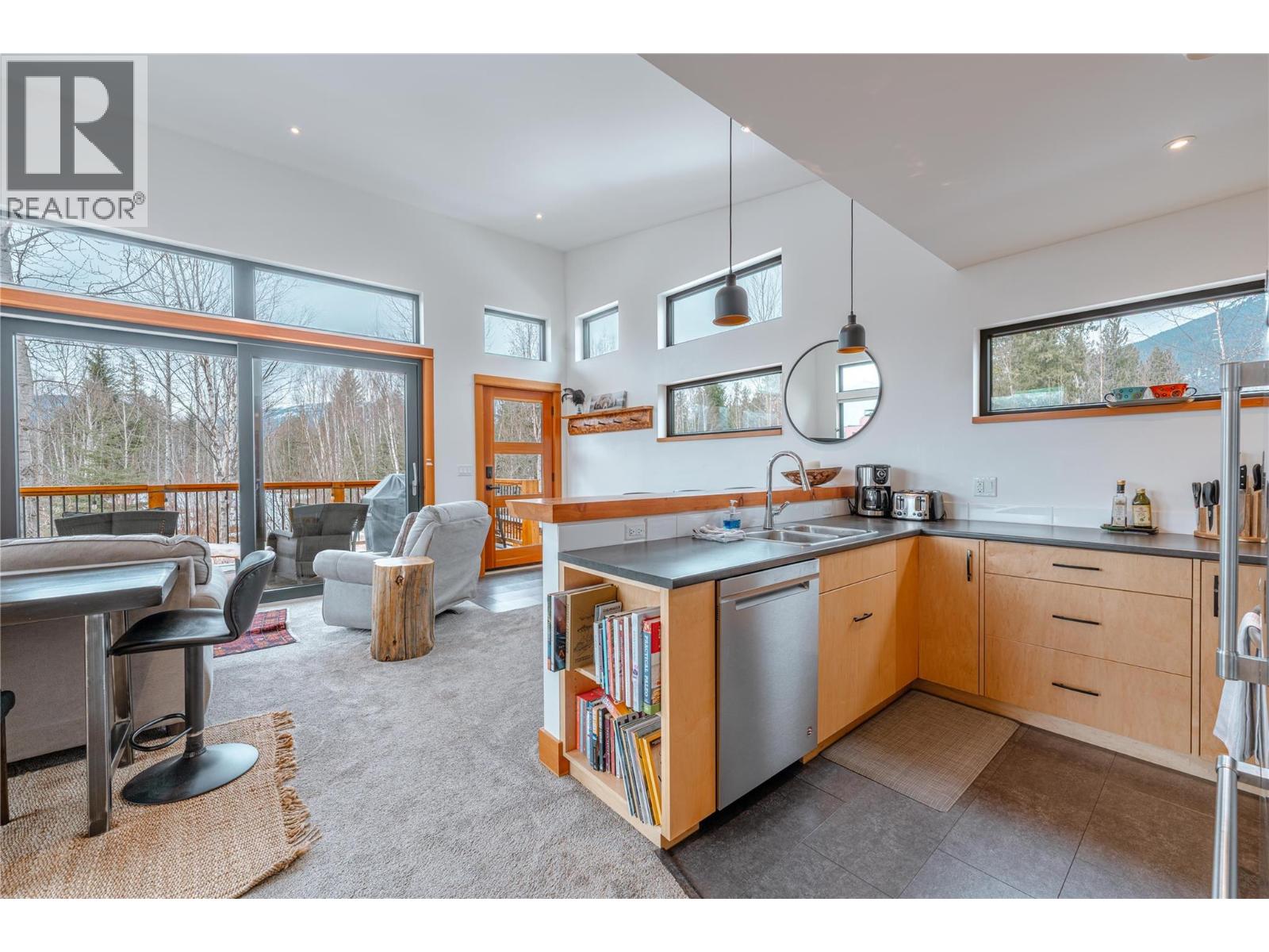 1849 Hay Road, Revelstoke