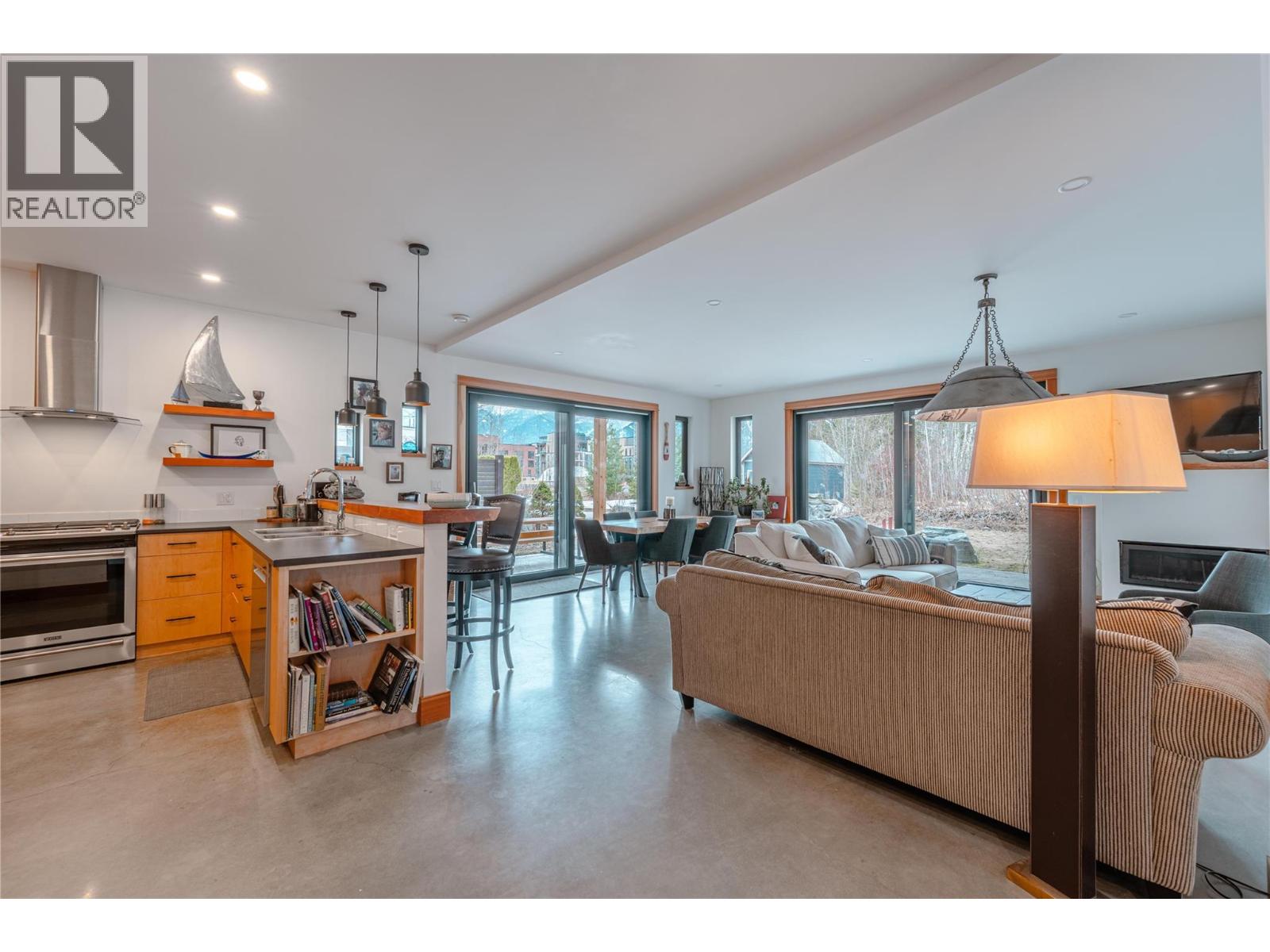 1849 Hay Road, Revelstoke