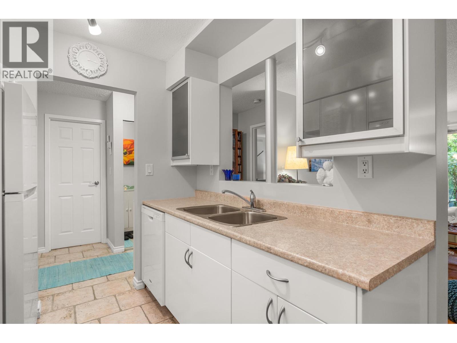215 4373 HALIFAX STREET — photo 9