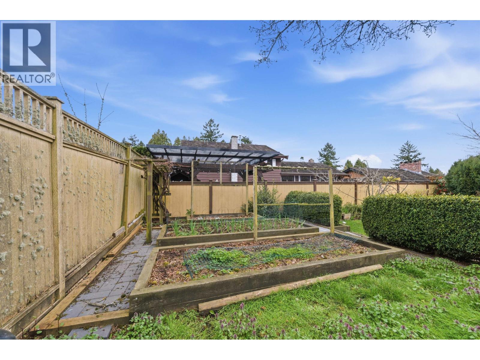 543 CONNAUGHT Drive, Delta