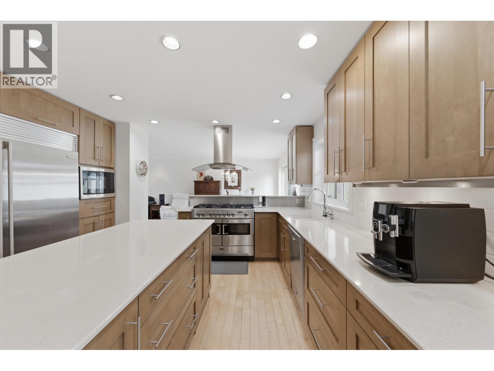 543 CONNAUGHT Drive, Delta