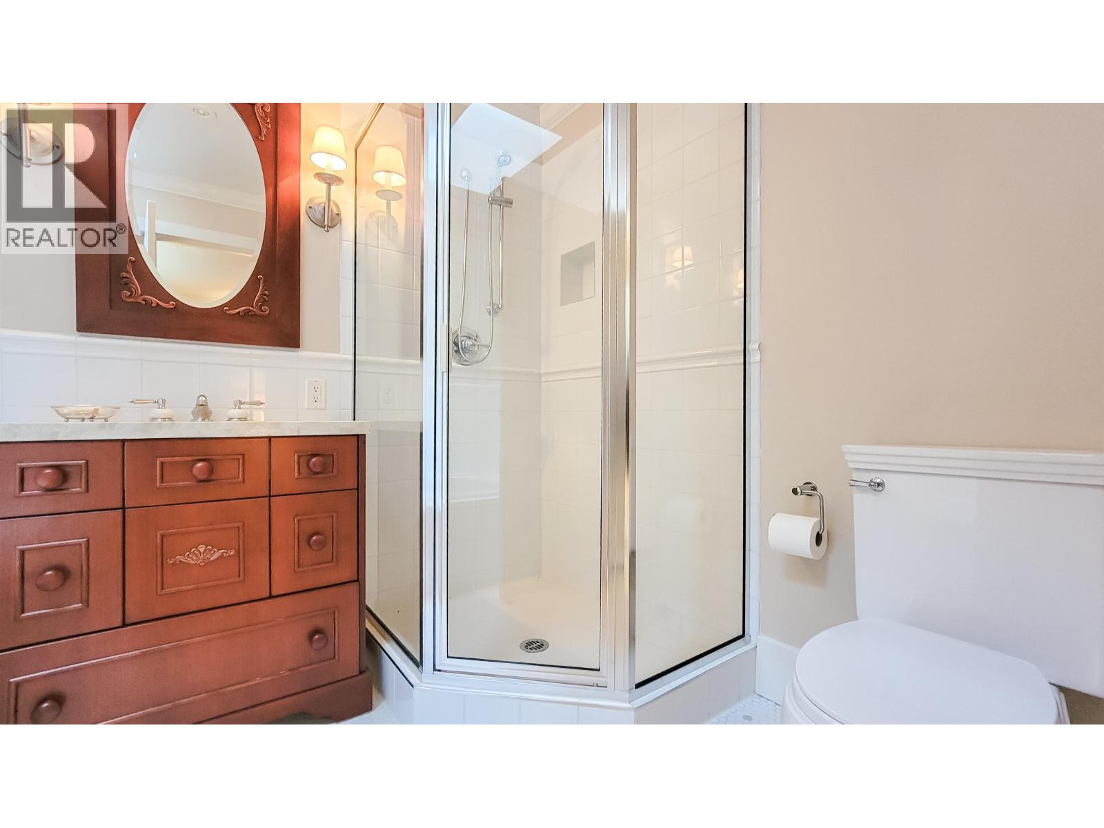 4649 CLOVELLY WALK, West Vancouver