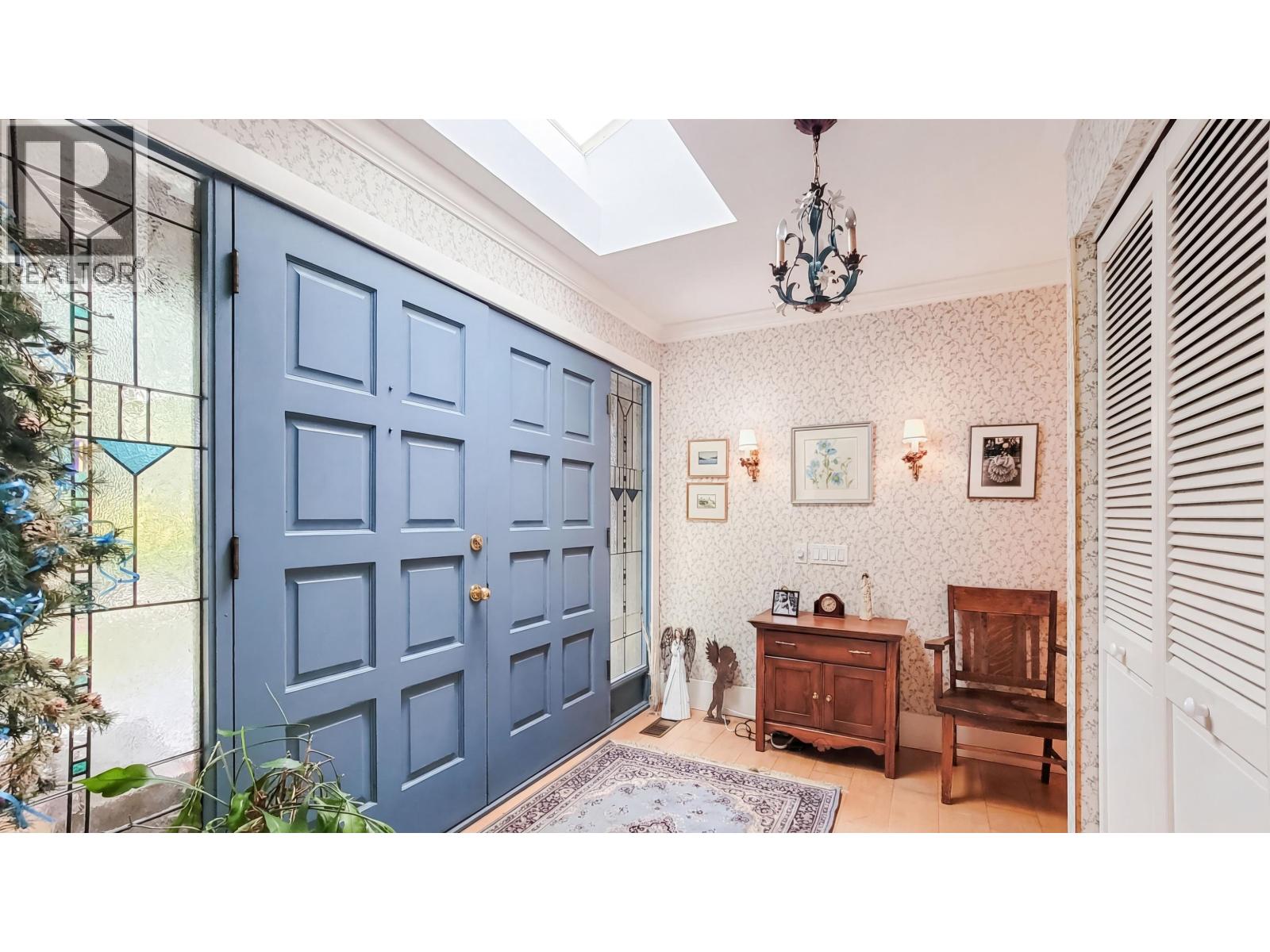 4649 CLOVELLY WALK, West Vancouver