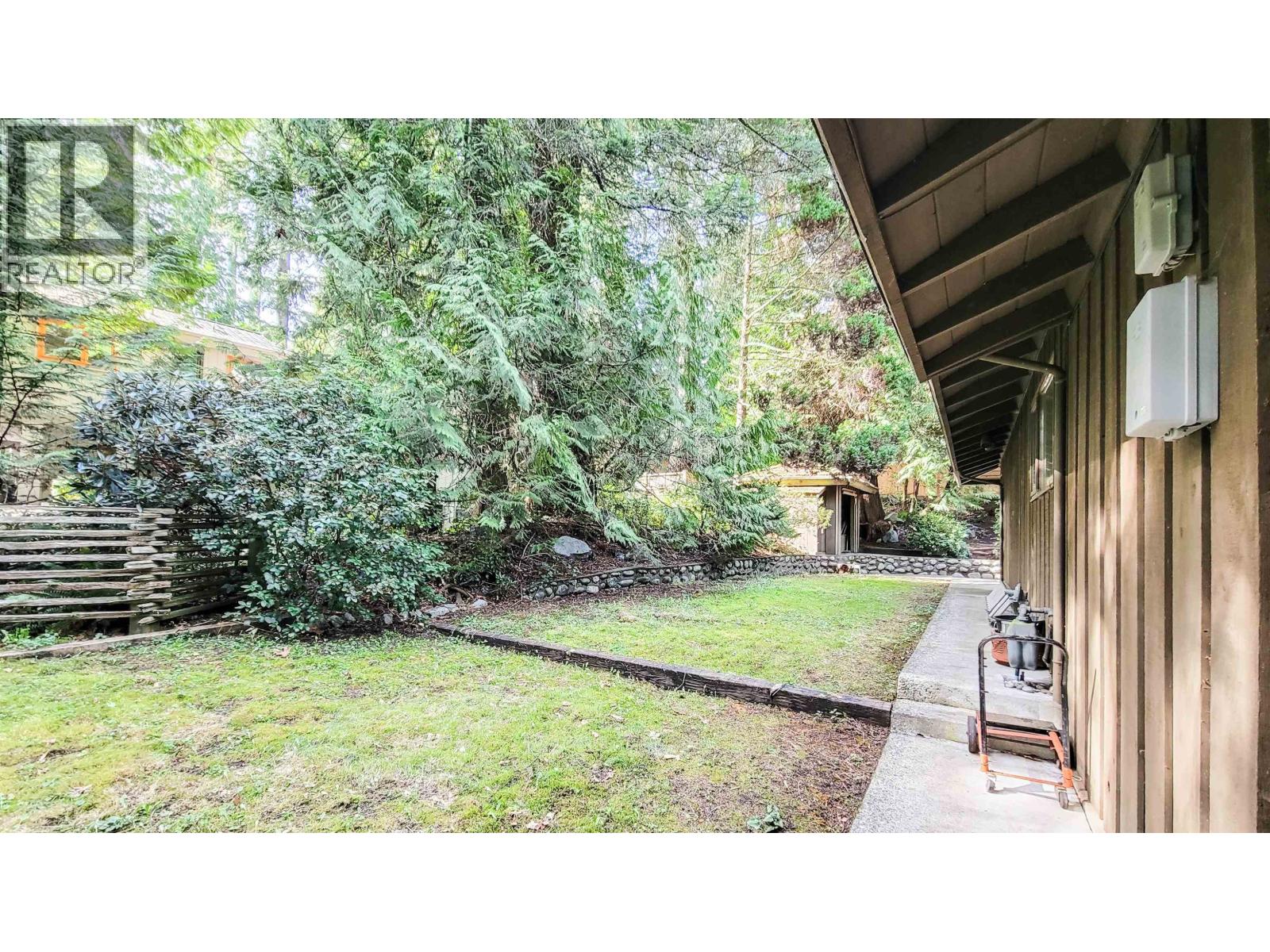 4649 CLOVELLY WALK, West Vancouver