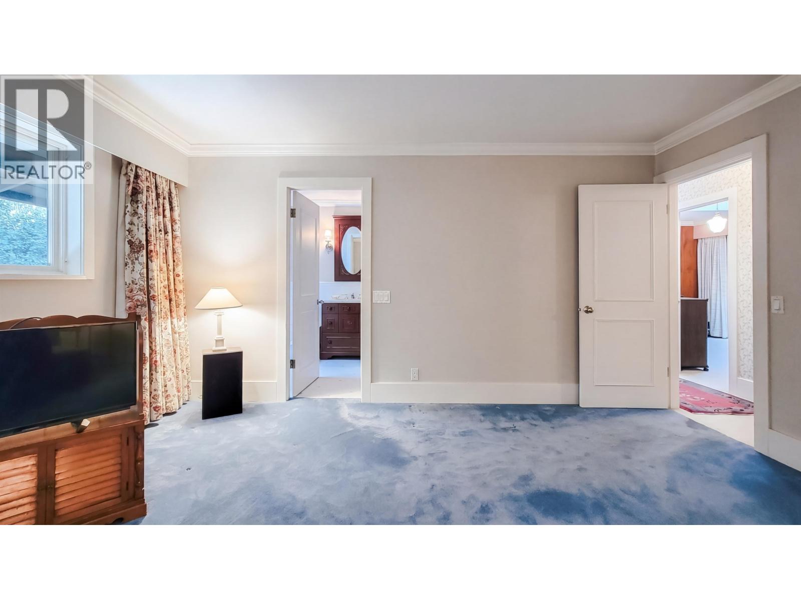 4649 CLOVELLY WALK, West Vancouver