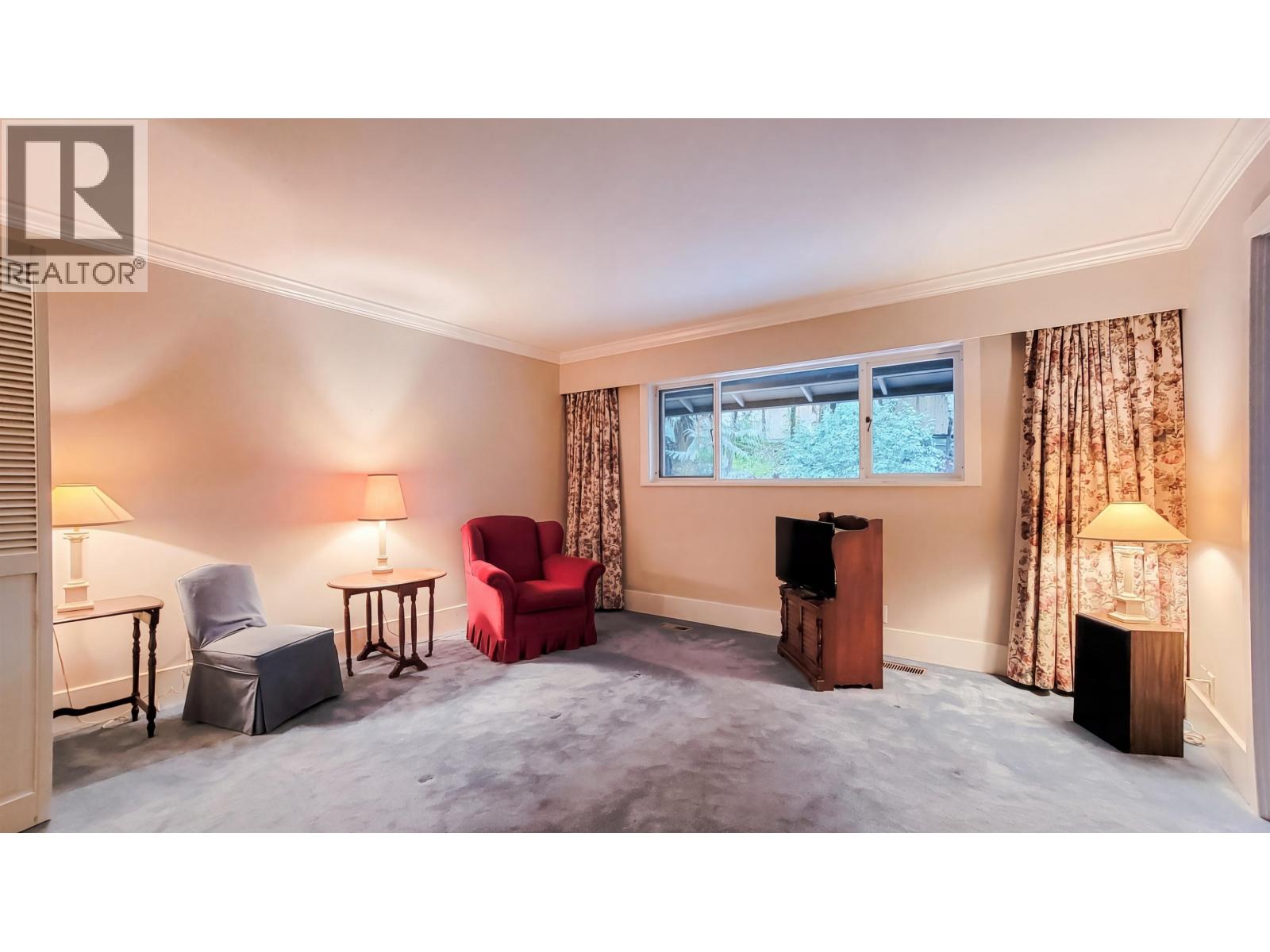 4649 CLOVELLY WALK, West Vancouver