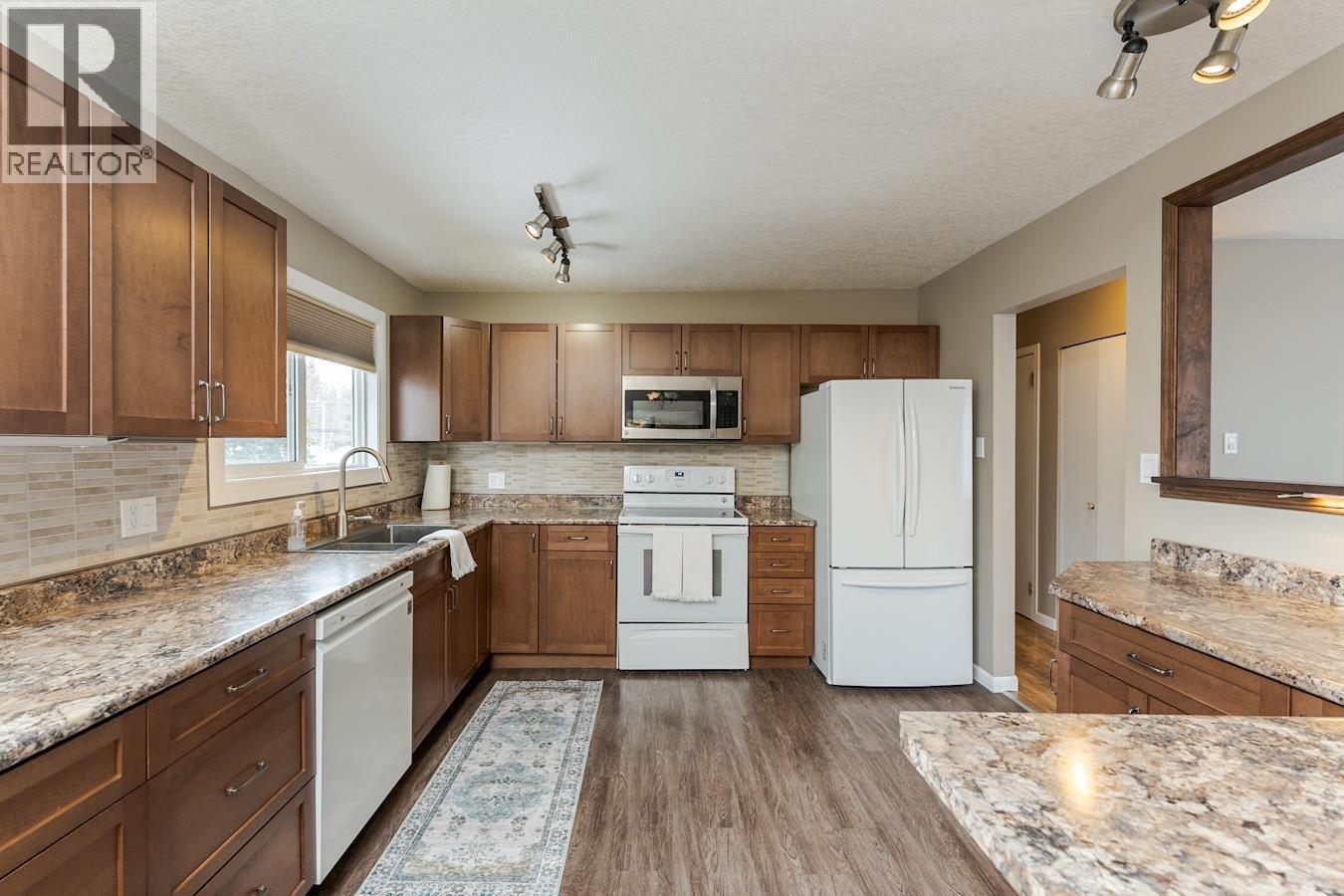 3918 HIGHLAND DRIVE, Prince George