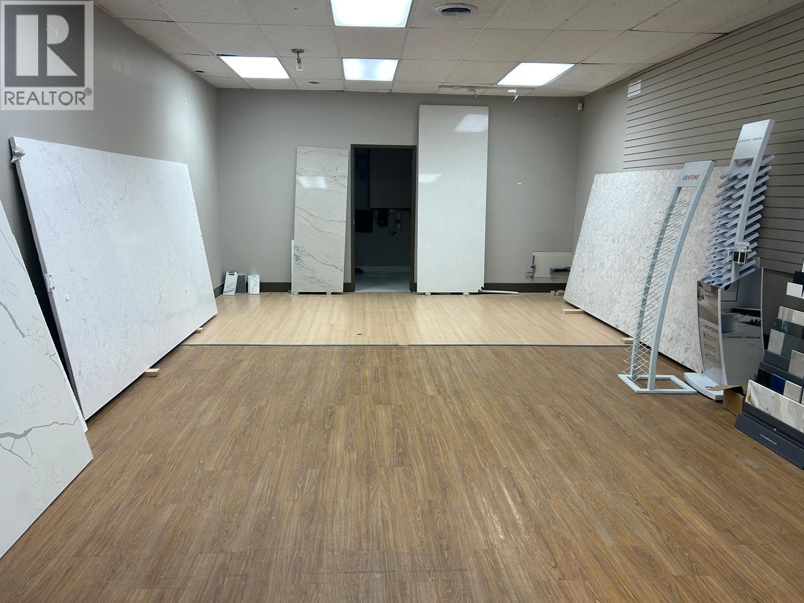 1785 Ross Road, West Kelowna