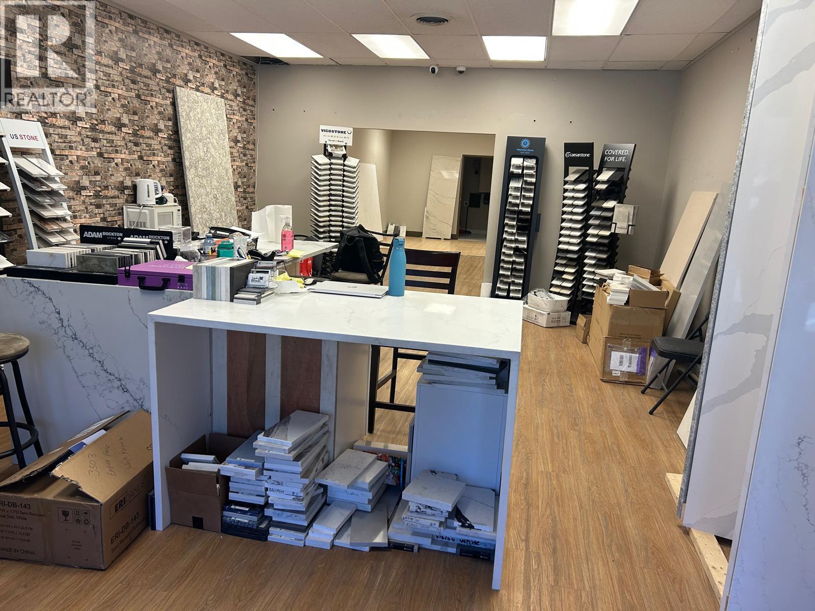 1785 Ross Road, West Kelowna