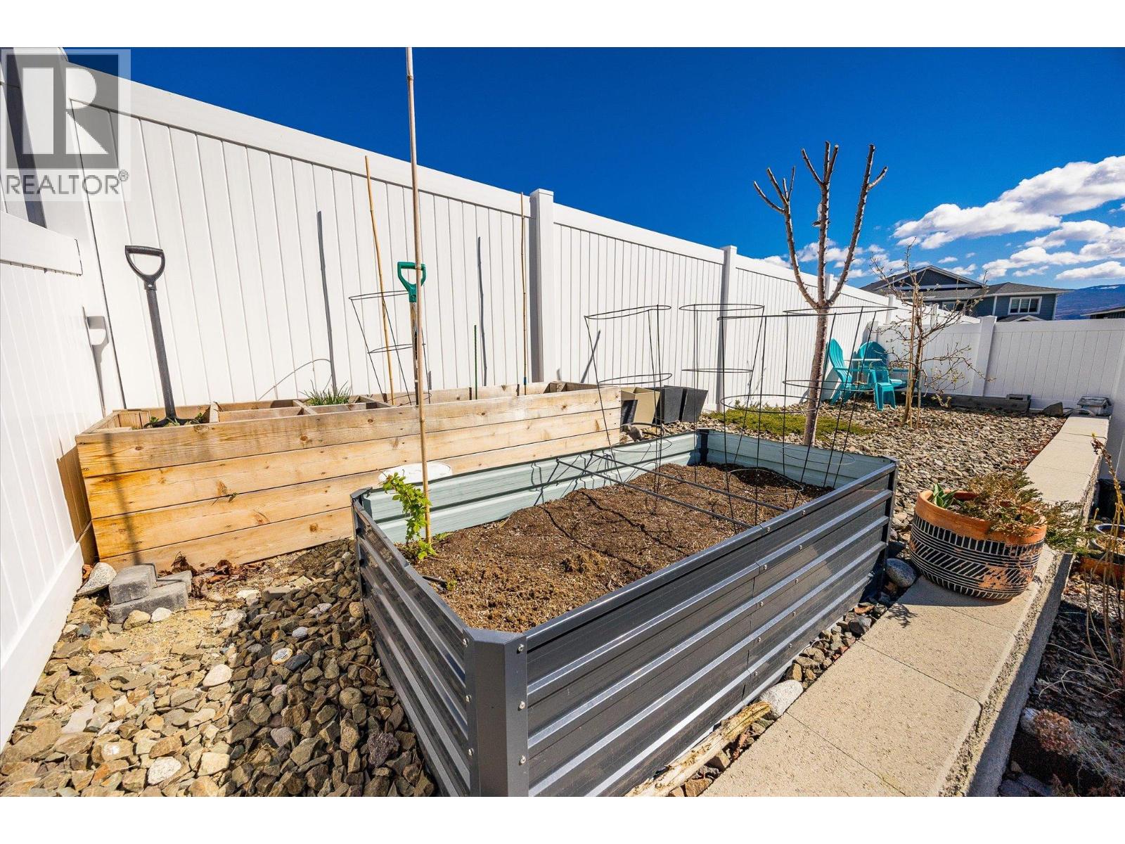  3321 Hawks Crescent, Westbank