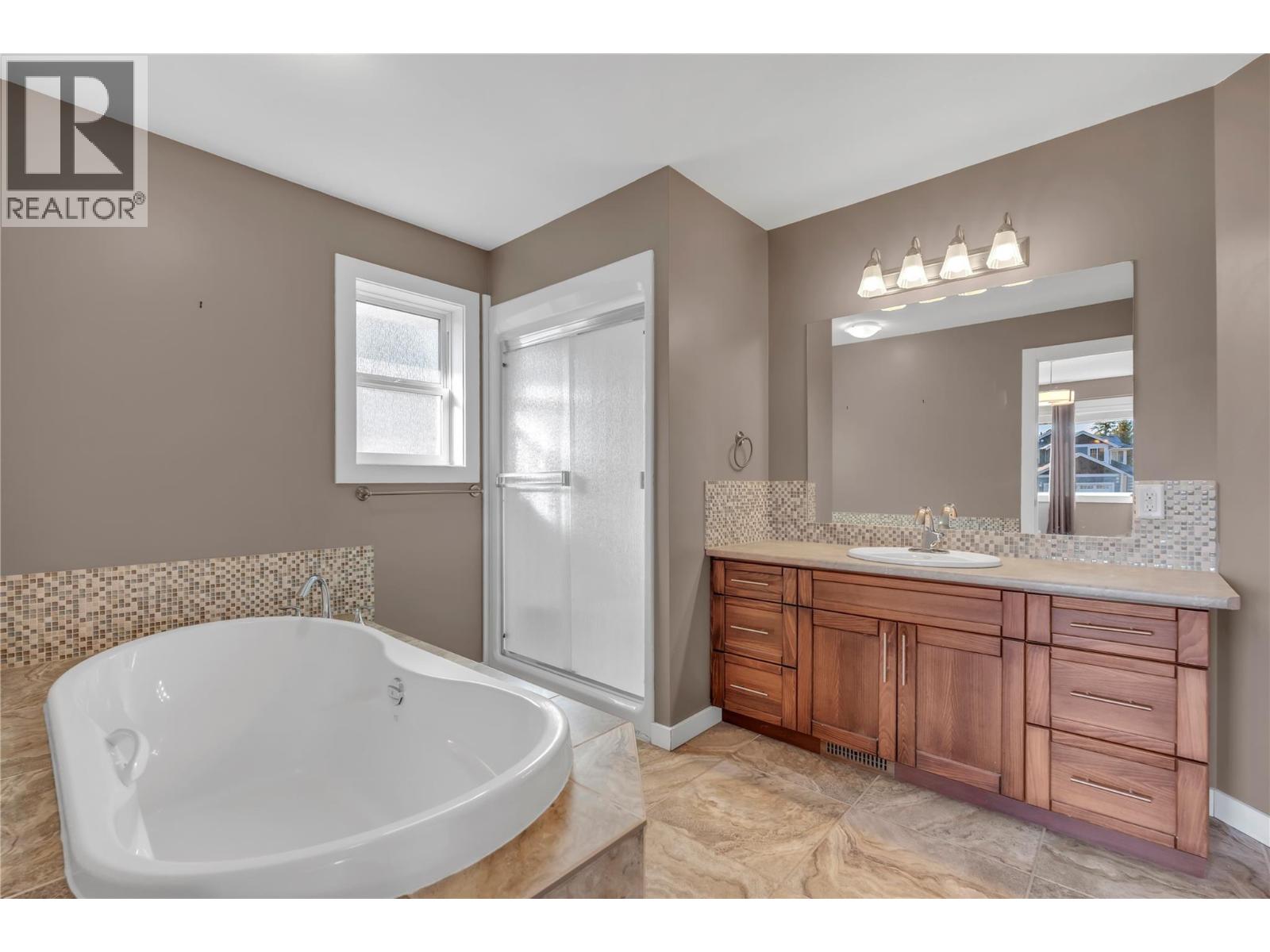 216 WESTRIDGE Court, Princeton