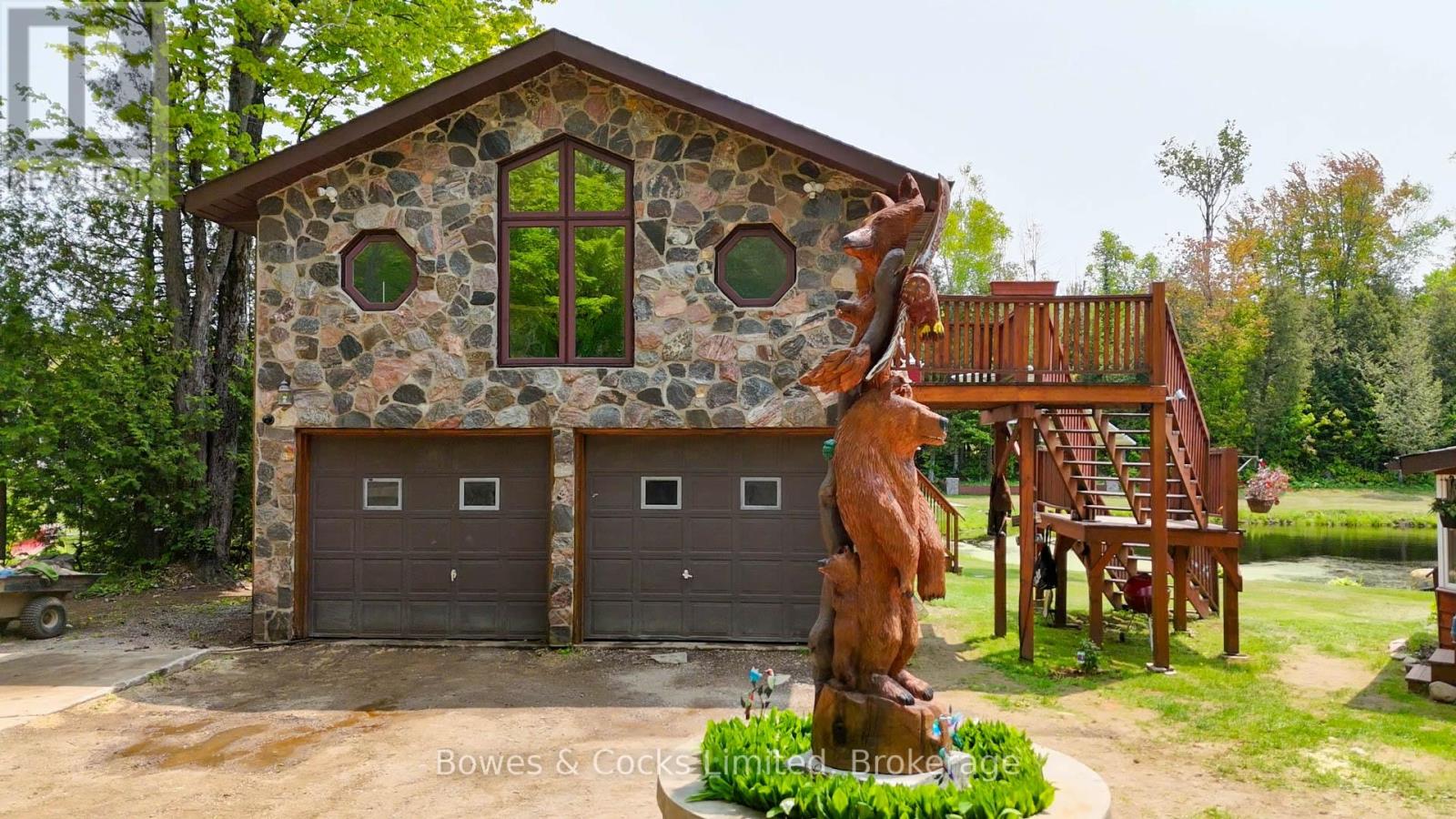 Single Family House Bungalow for Sale in  FORTESQUE LAKE ROAD Highlands East (Glamorgan) 