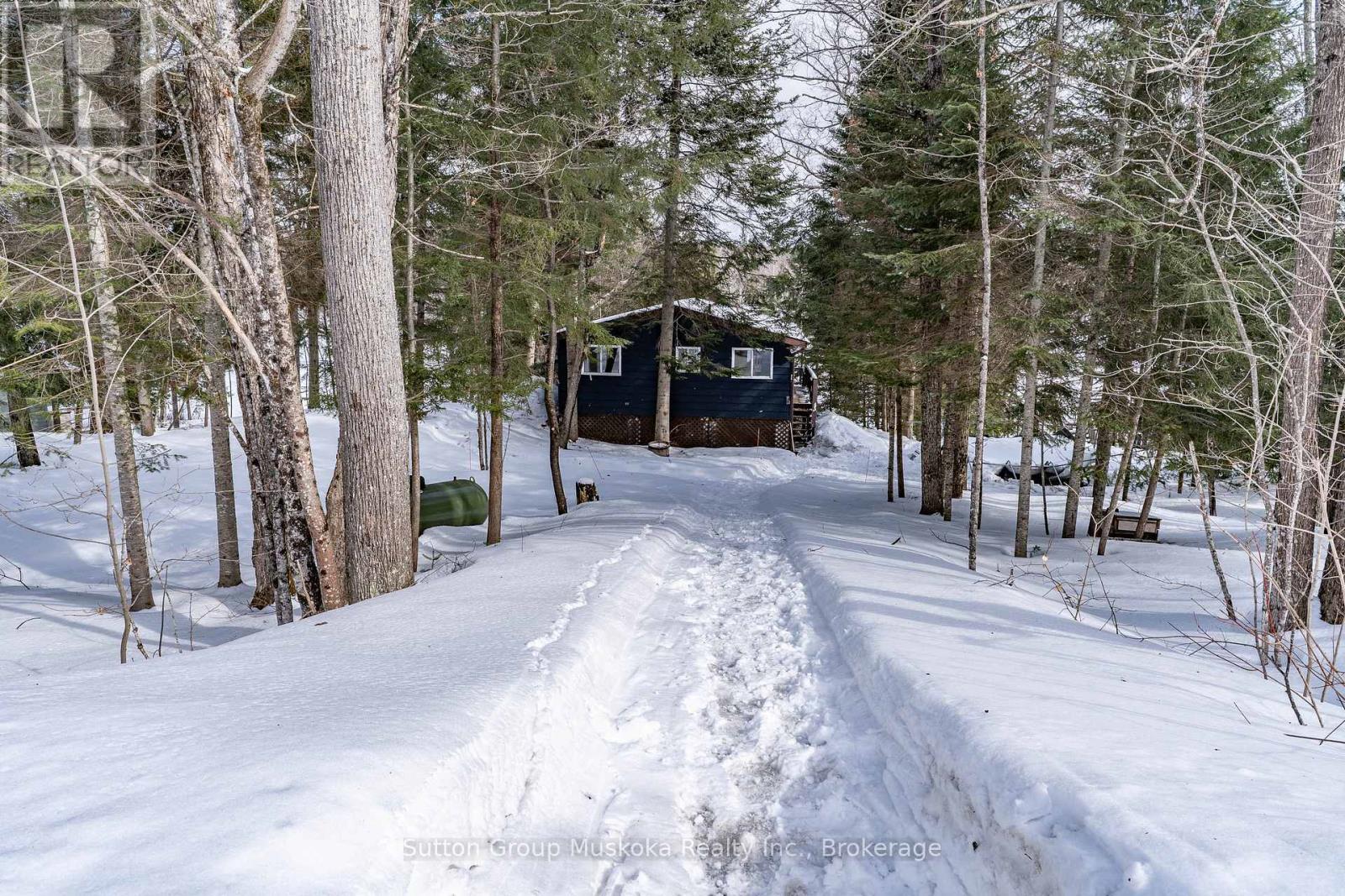 Property approach from the road