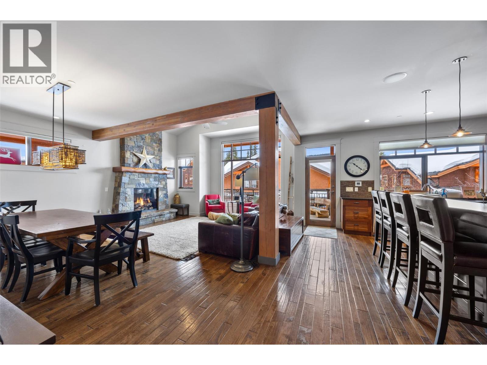 #16 5040 VALLEY DRIVE - 4